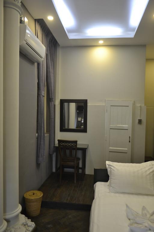 Hotel @ Yangon Heritage Exterior photo