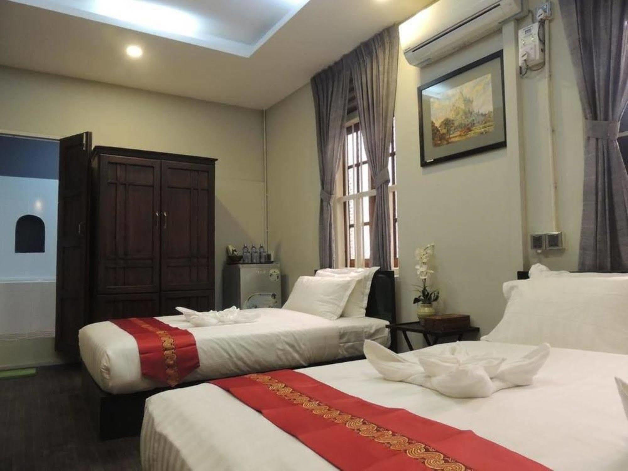 Hotel @ Yangon Heritage Exterior photo