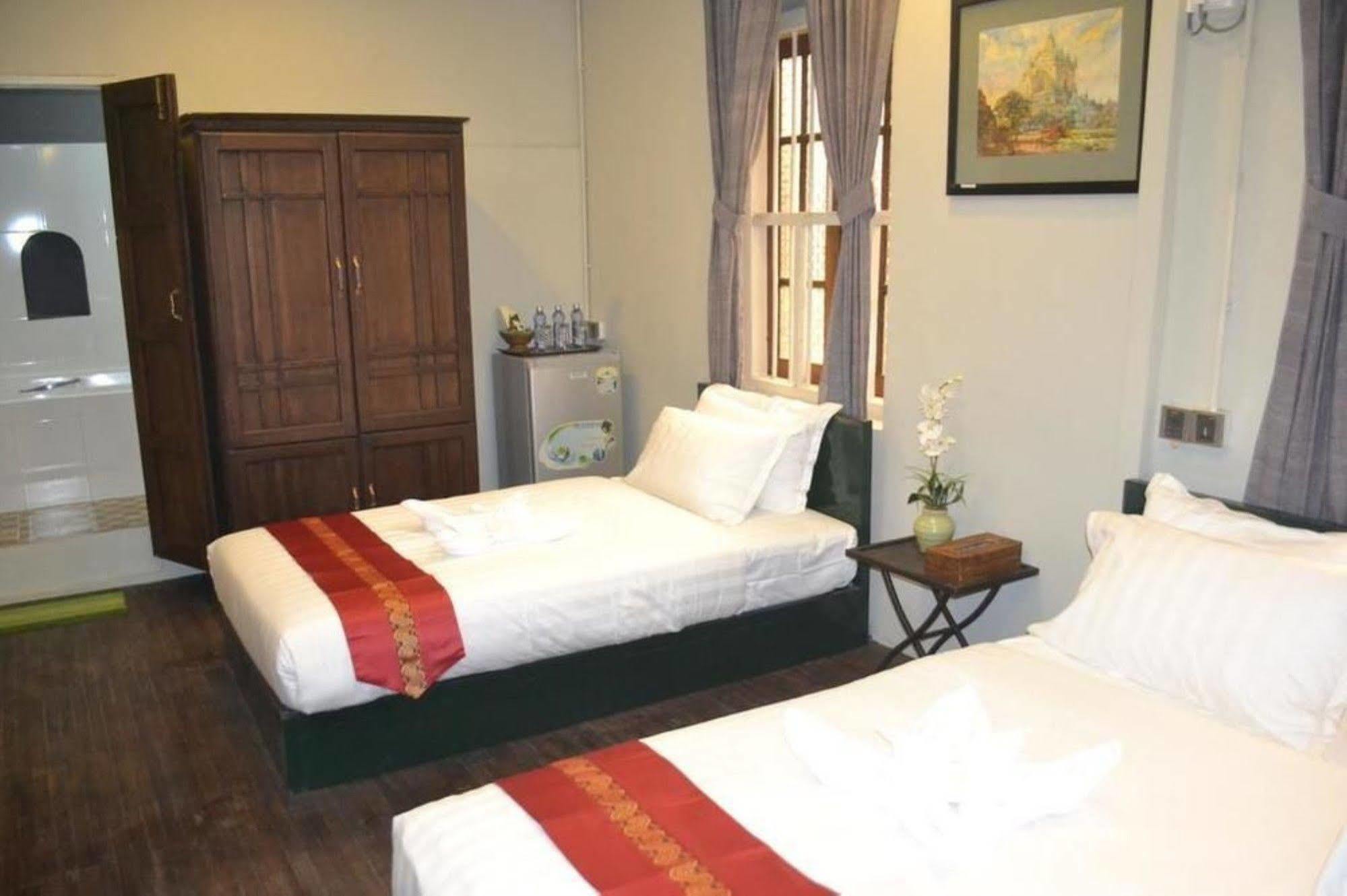 Hotel @ Yangon Heritage Exterior photo
